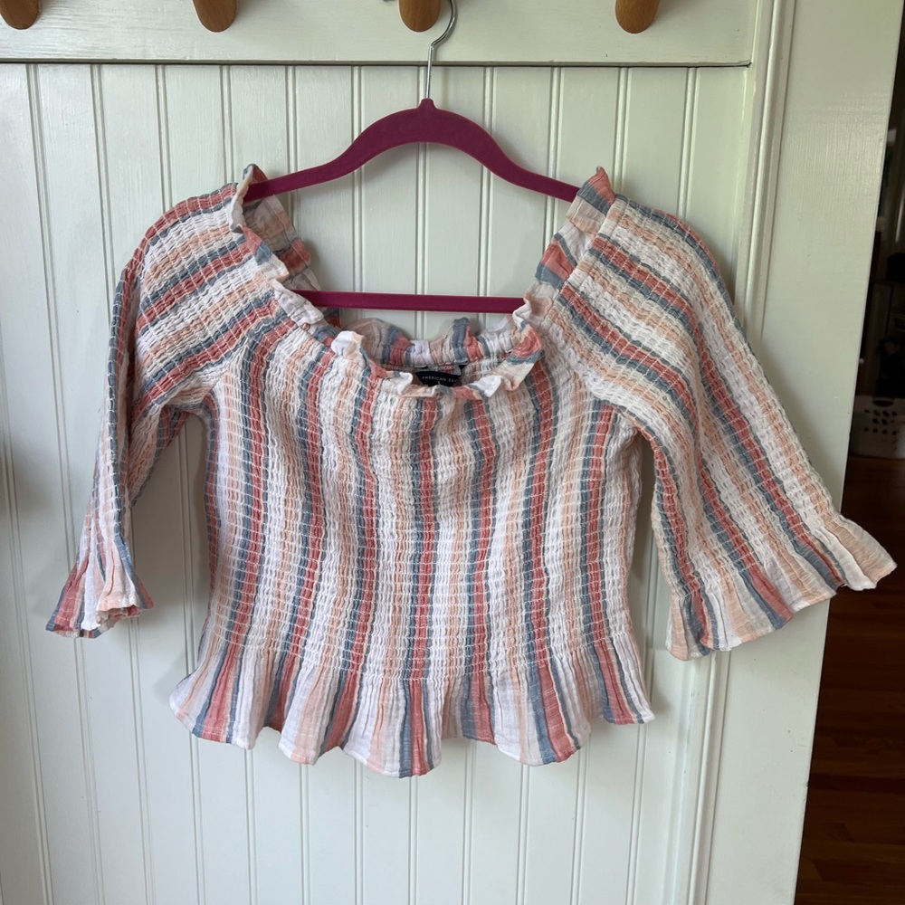 American Eagle ruffle cropped top